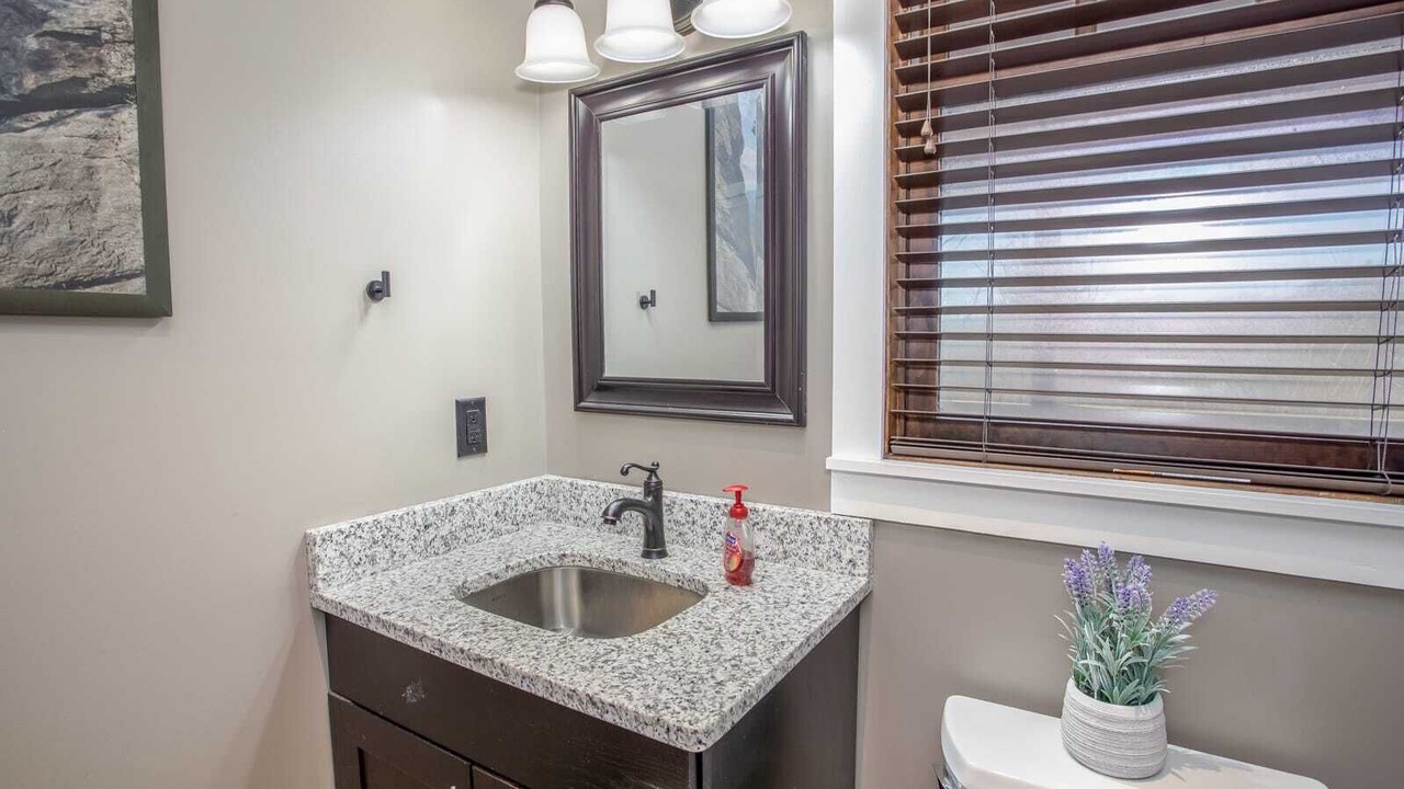 Photo of Bathroom in Blowing Rock