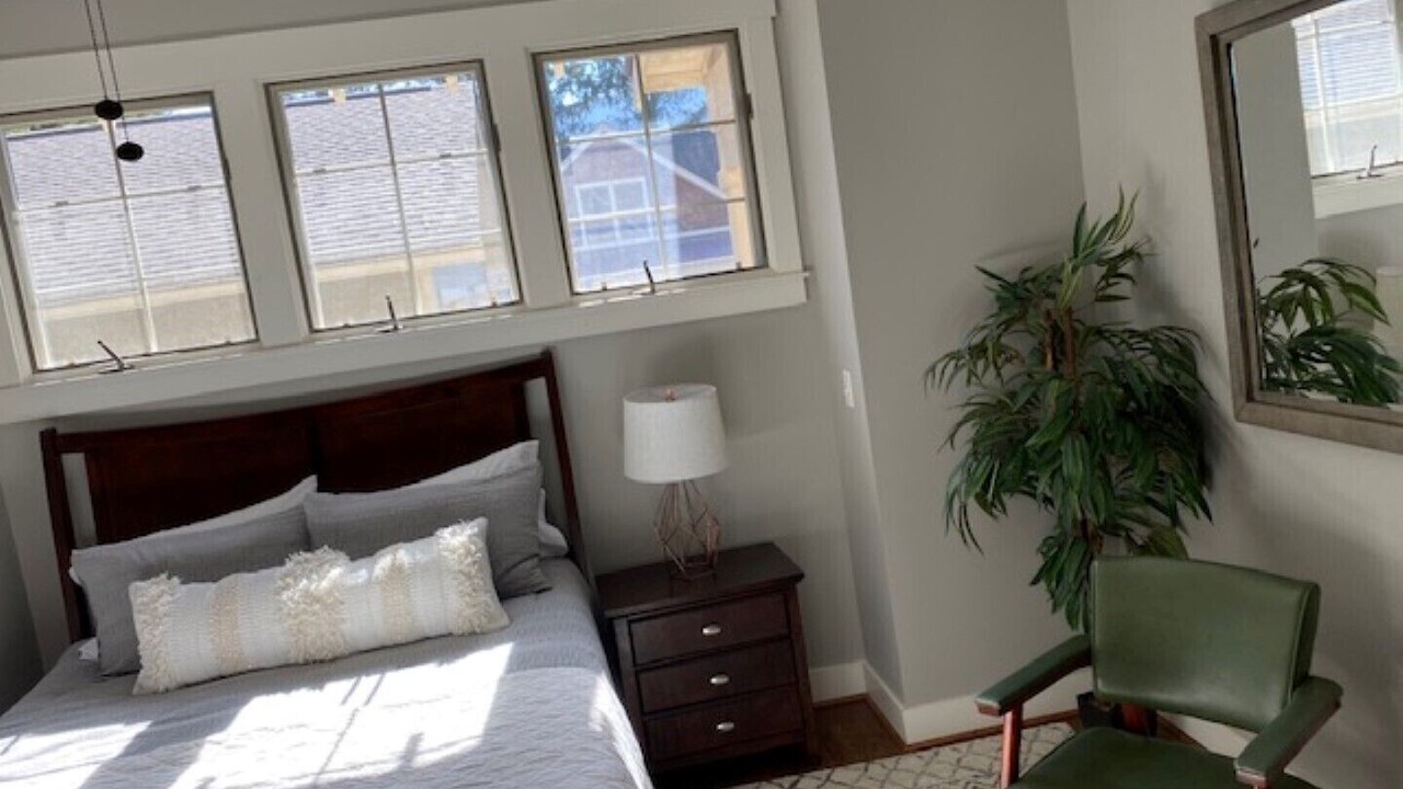 Photo of Bedroom in Black Mountain
