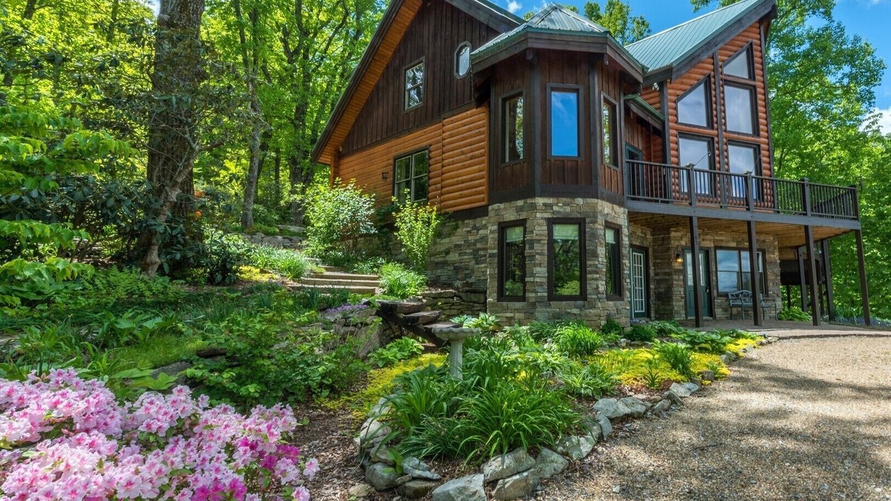 Photo of Outdoor in Fairview
