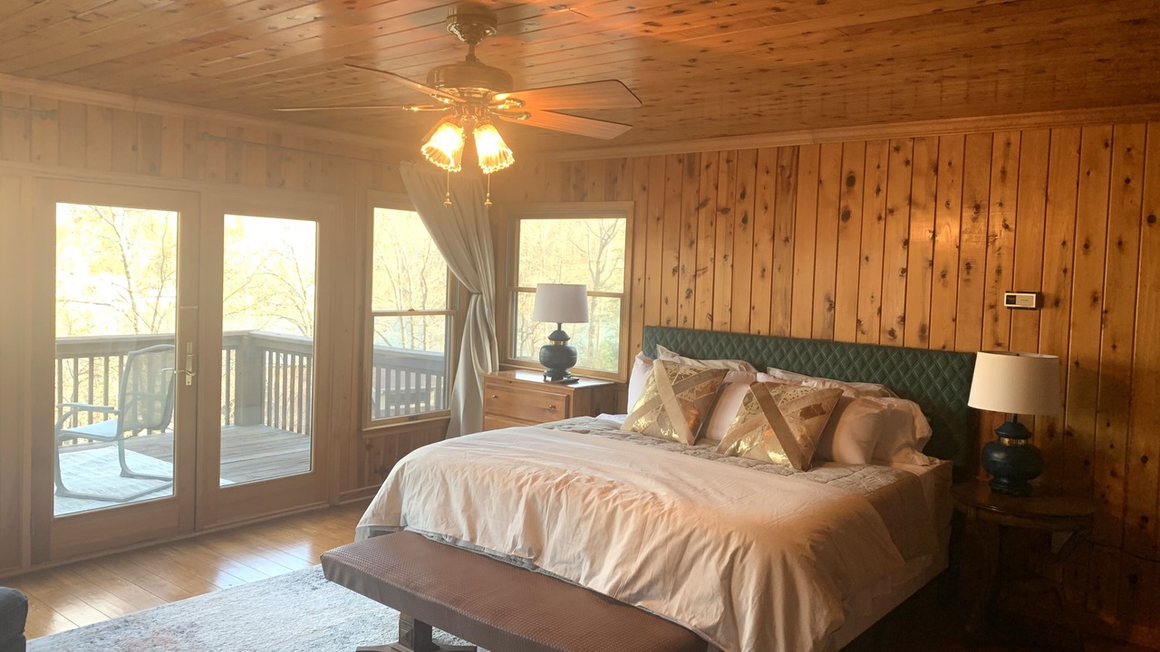 Photo of Patio Balcony in Lake Lure