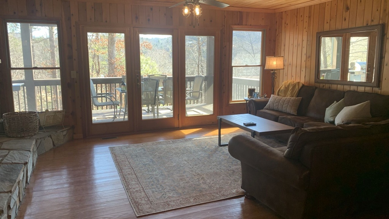 Photo of Livingroom in Lake Lure