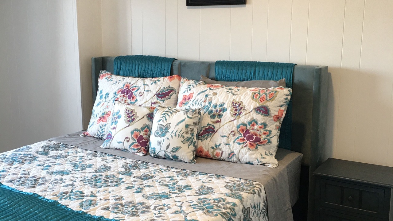 Photo of Bedroom in Maysville