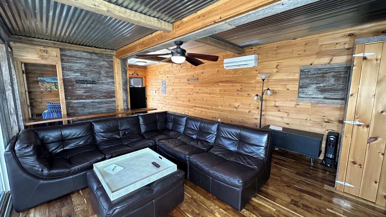 Photo of Livingroom in Stanton