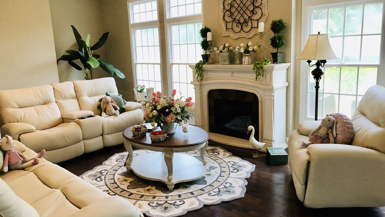 Photo of Livingroom in Huddleston