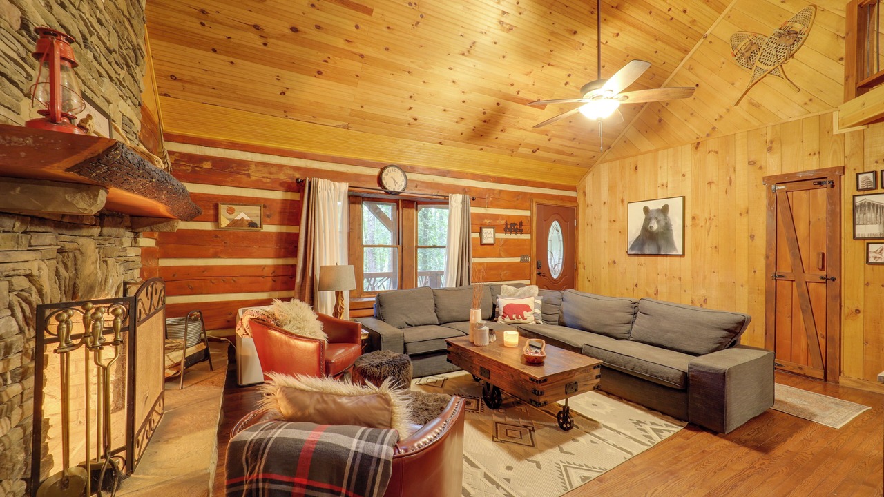 Photo of Livingroom in Fleetwood