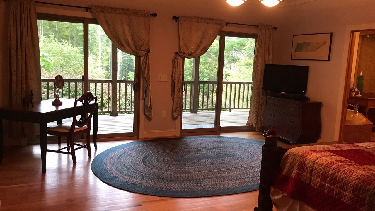 Photo of Bedroom in Butler