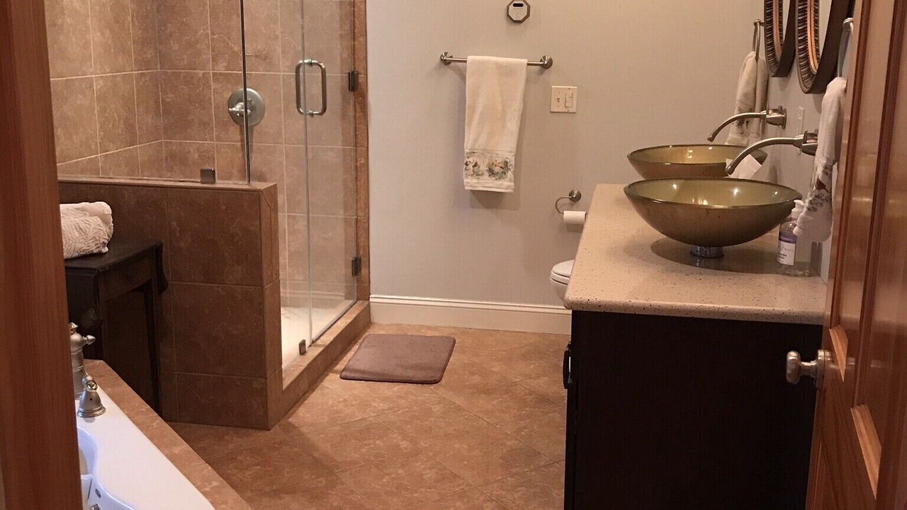 Photo of Bathroom in Butler