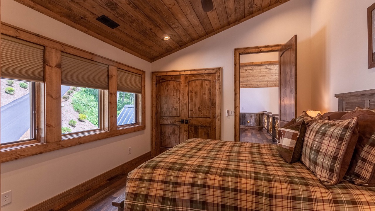 Photo of Bedroom in Banner Elk