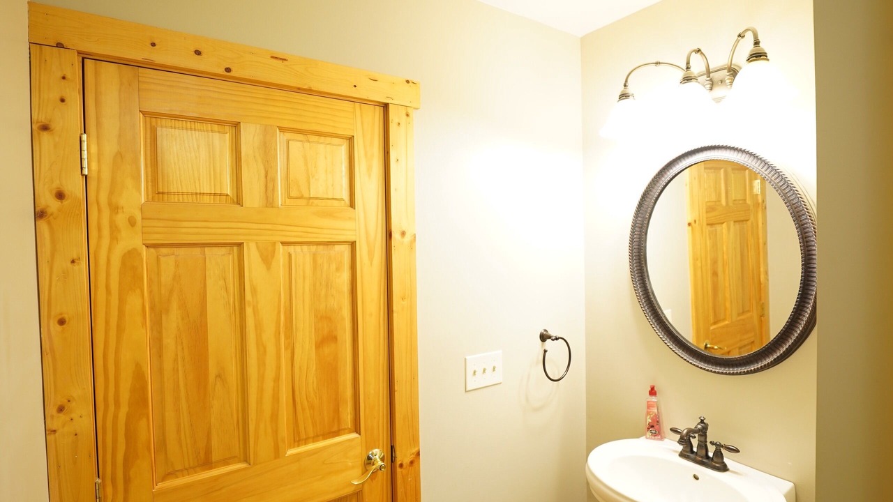 Photo of Bathroom in Butler