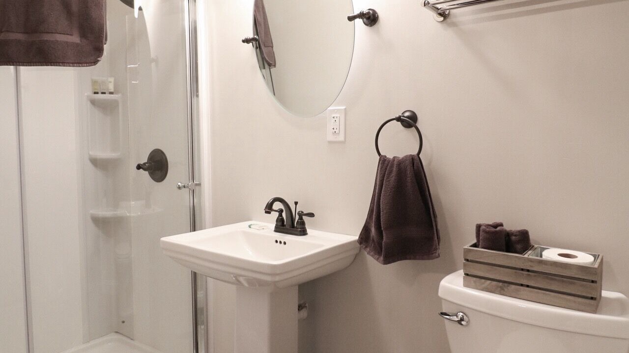 Photo of Bathroom in Dry Ridge