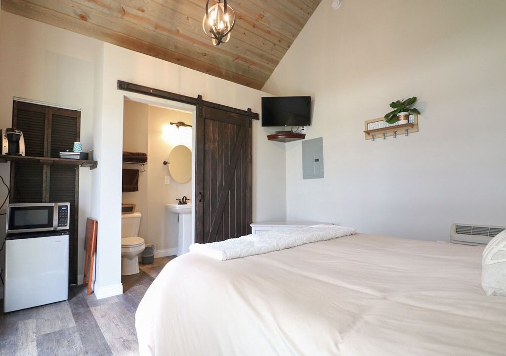 Photo of Bedroom in Dry Ridge