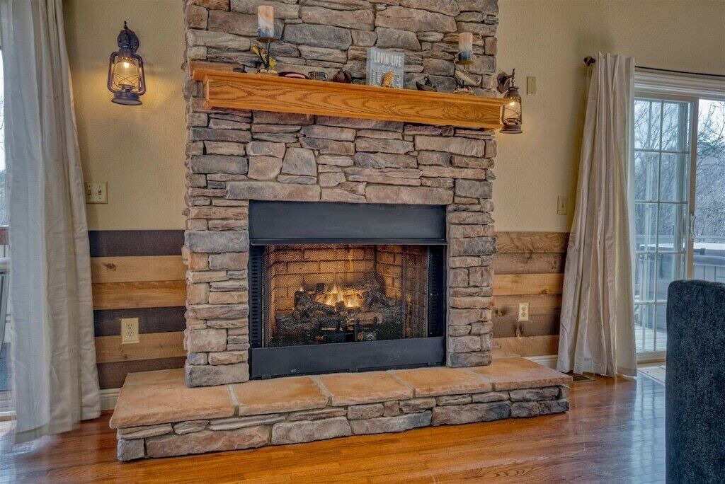 Photo of Livingroom in Stonecrest