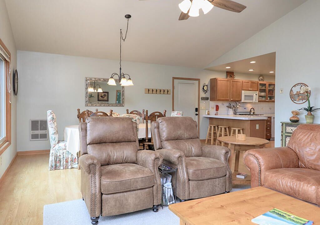 Photo of Livingroom in Beech Mountain