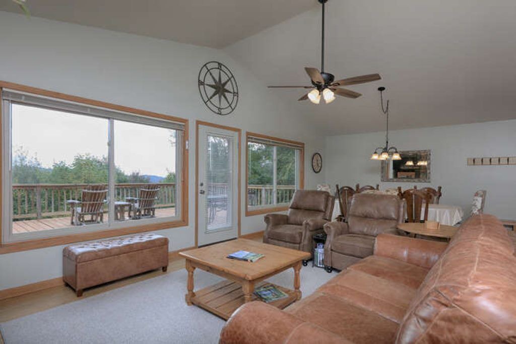 Photo of Livingroom in Beech Mountain
