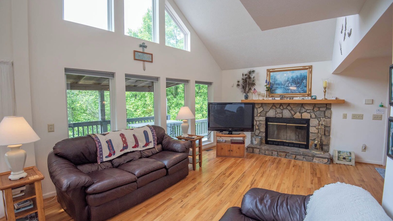 Photo of Bedroom in Lansing