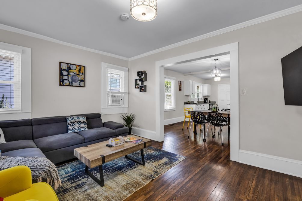 Photo of Livingroom in Villa Heights