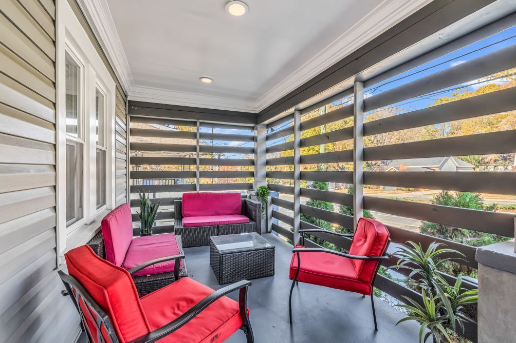 Photo of Patio Balcony in Villa Heights
