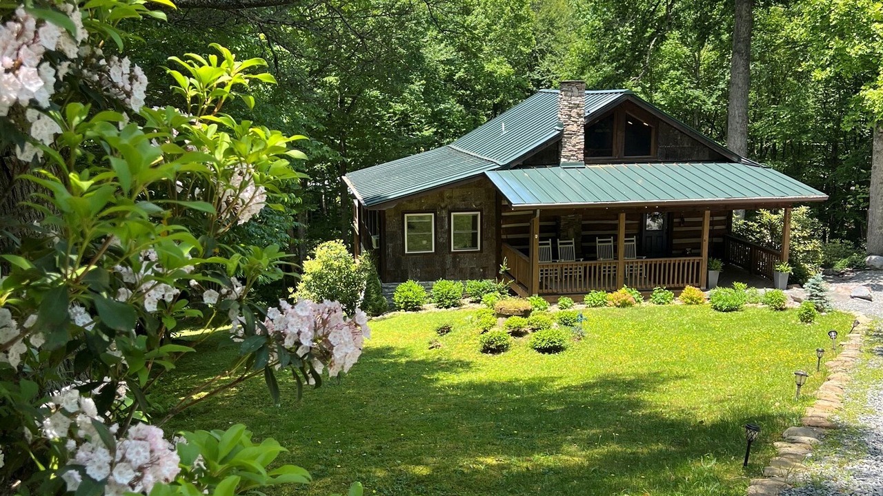 Photo of Others in Blowing Rock