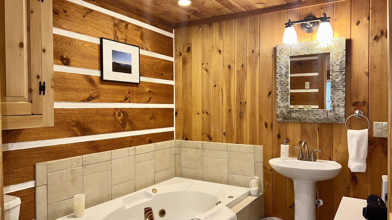 Photo of Bathroom in Blowing Rock
