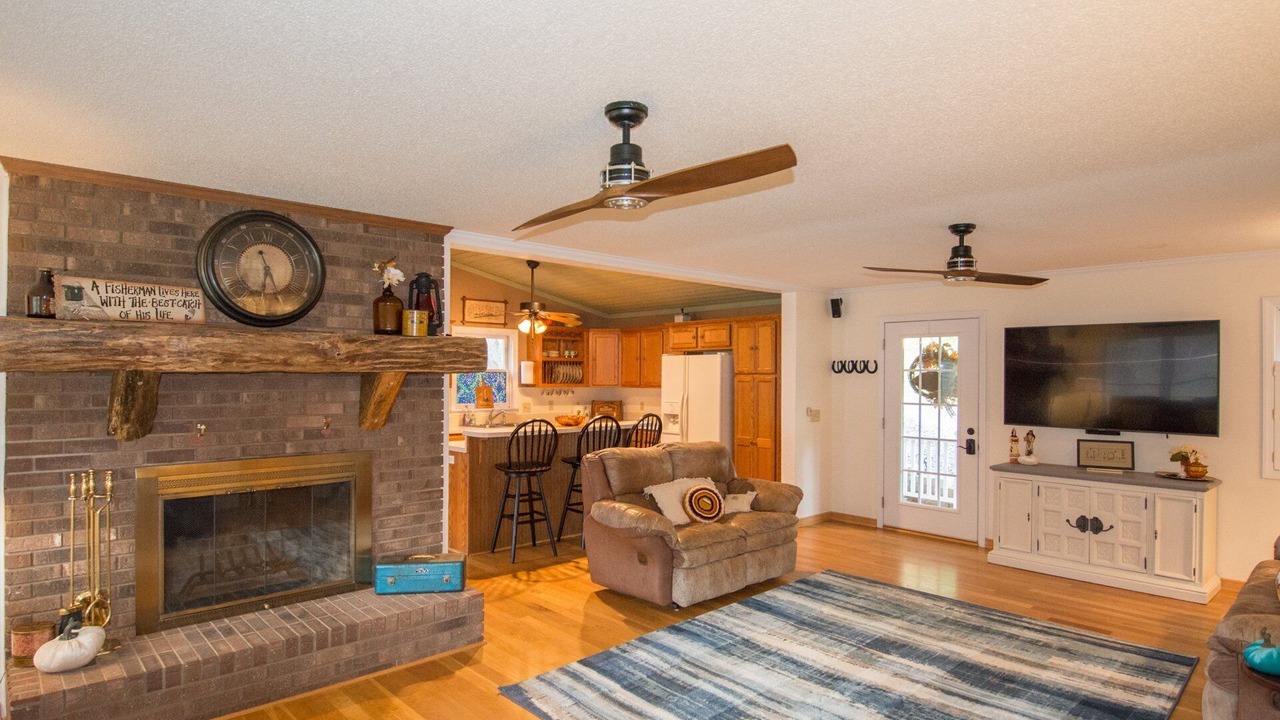 Photo of Livingroom in Piney Creek