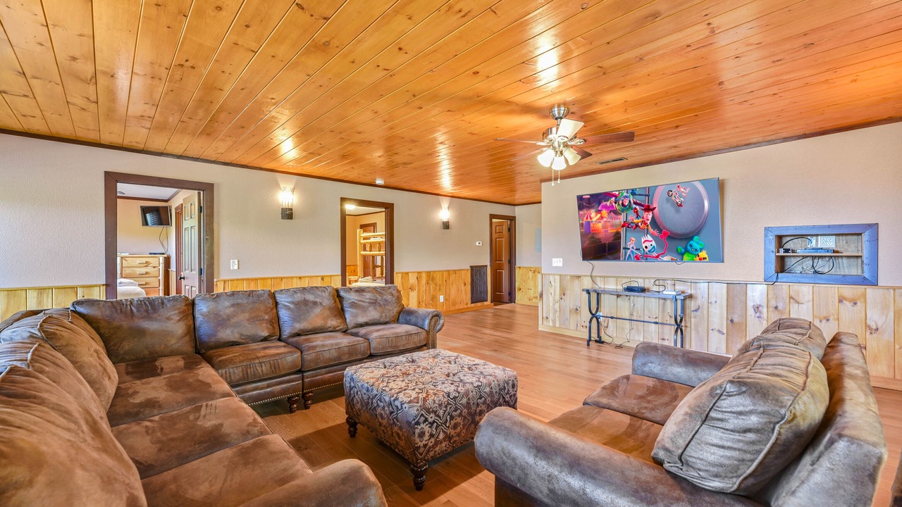Photo of Bedroom in Chalet Village North