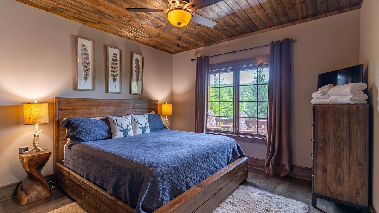 Photo of Bedroom in Elk Park