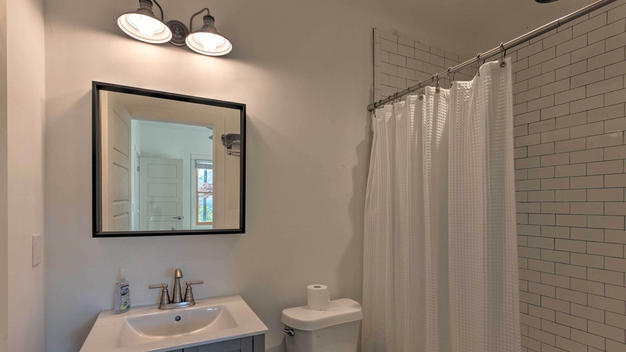 Photo of Bathroom in Marion