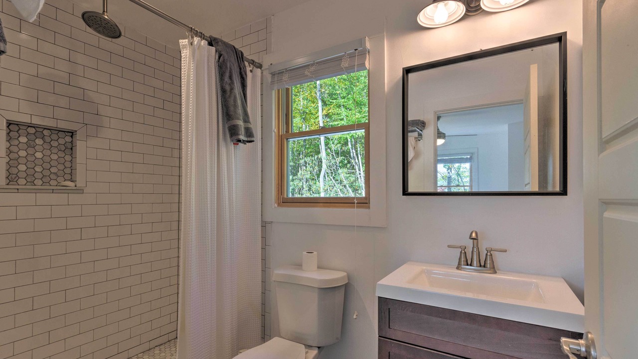 Photo of Bathroom in Marion