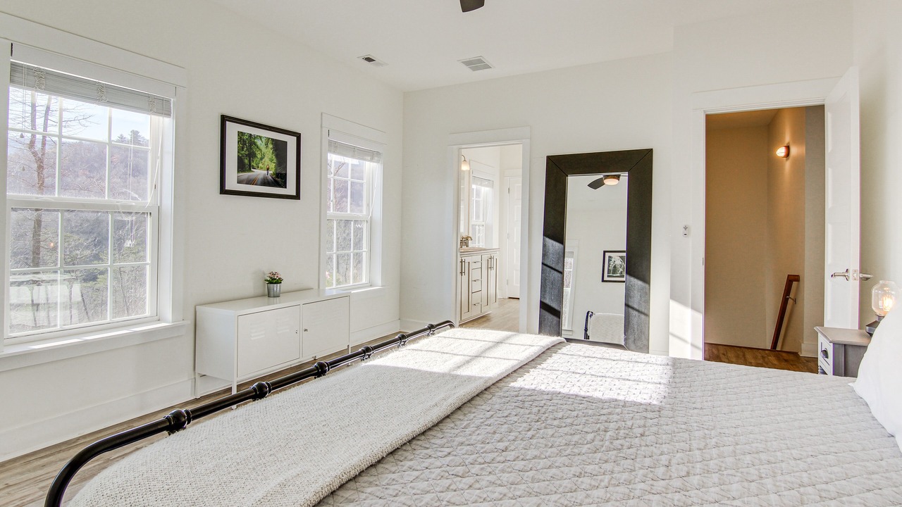Photo of Bedroom in Marion