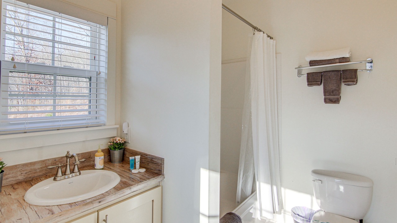 Photo of Bathroom in Marion