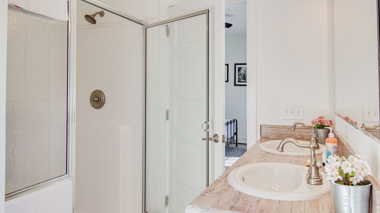 Photo of Bathroom in Marion