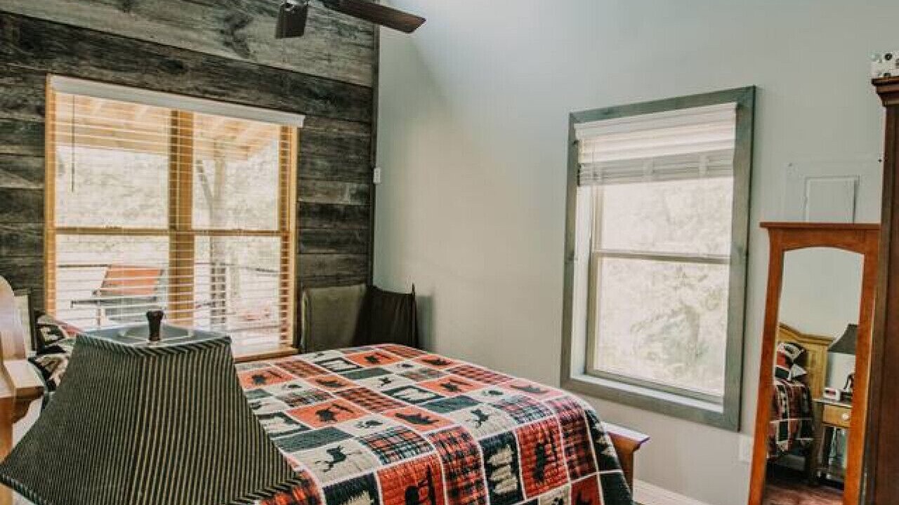 Photo of Bedroom in Mount Sterling