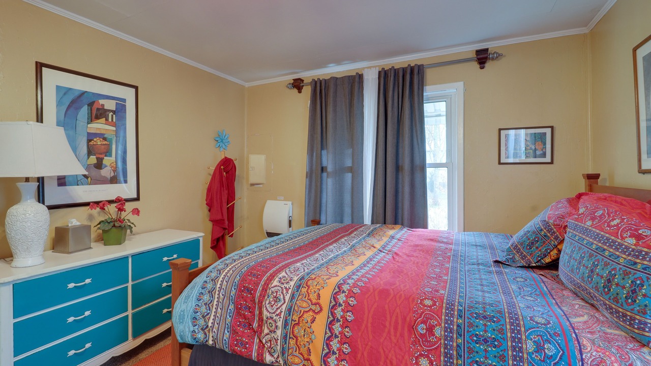 Photo of Bedroom in Newland