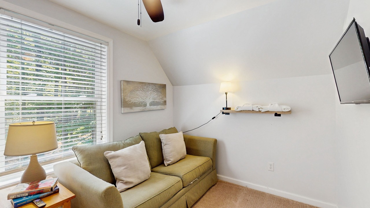 Photo of Livingroom in Thayerville