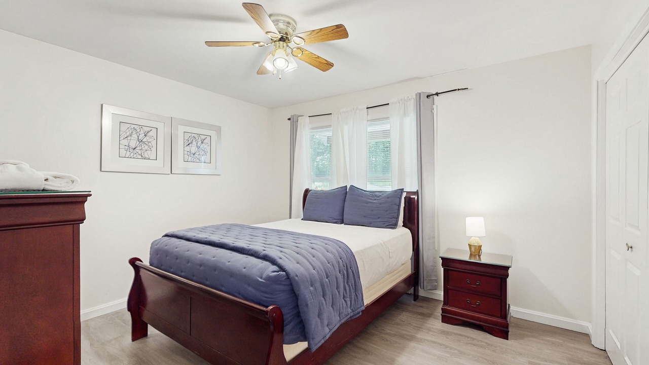 Photo of Bedroom in Thayerville