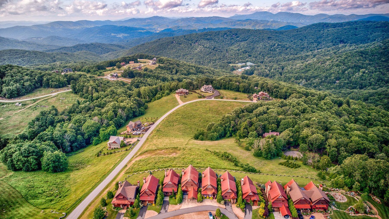 Photo of Outdoor in Elk Park
