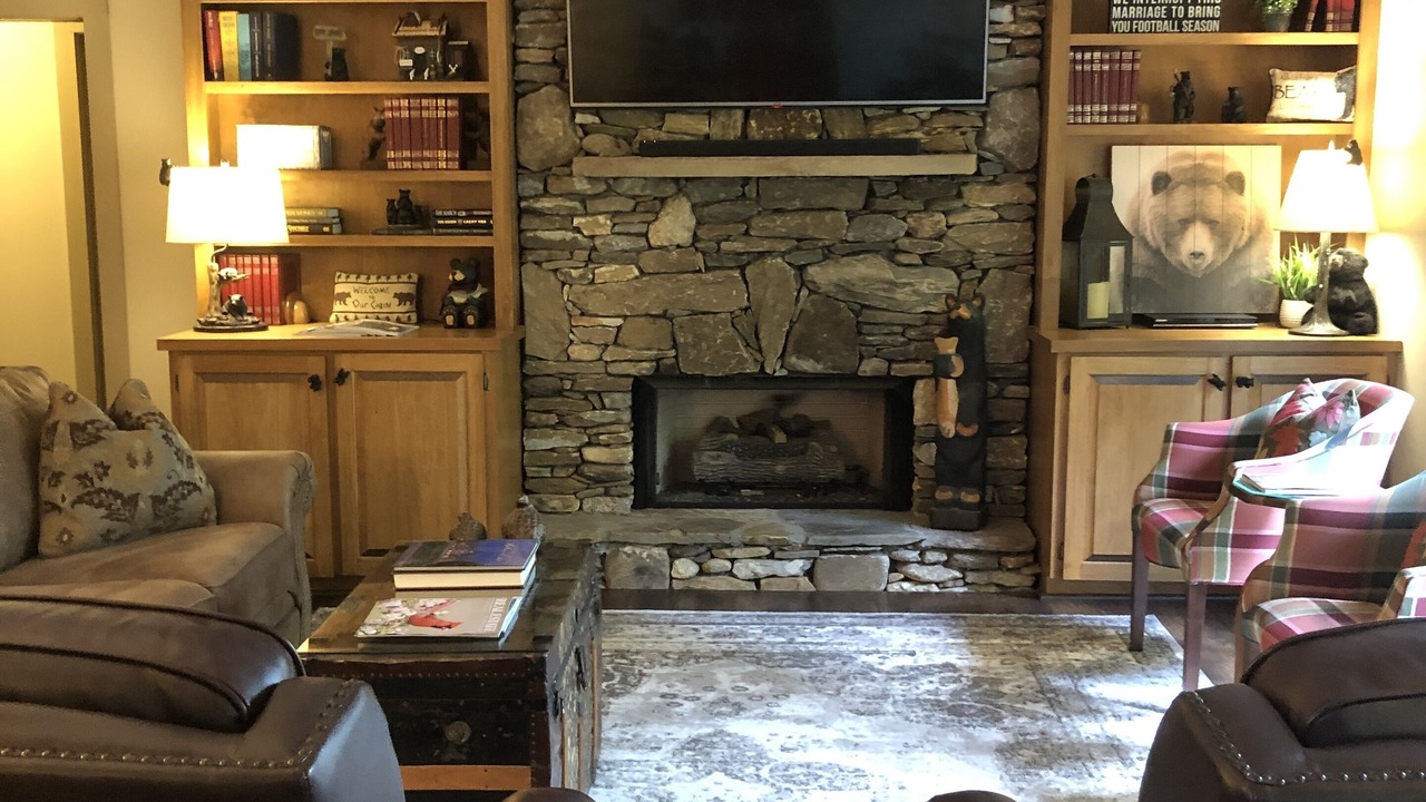 Photo of Bedroom in Mirror Lake