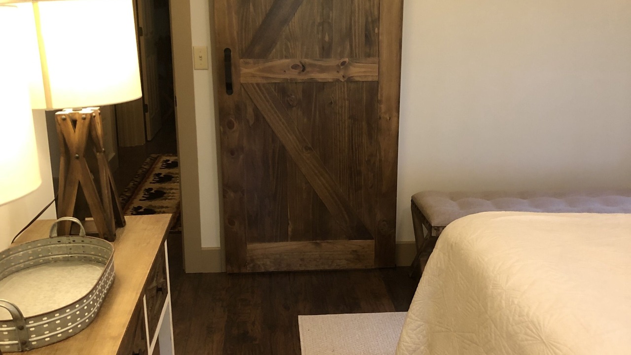 Photo of Bedroom in Mirror Lake