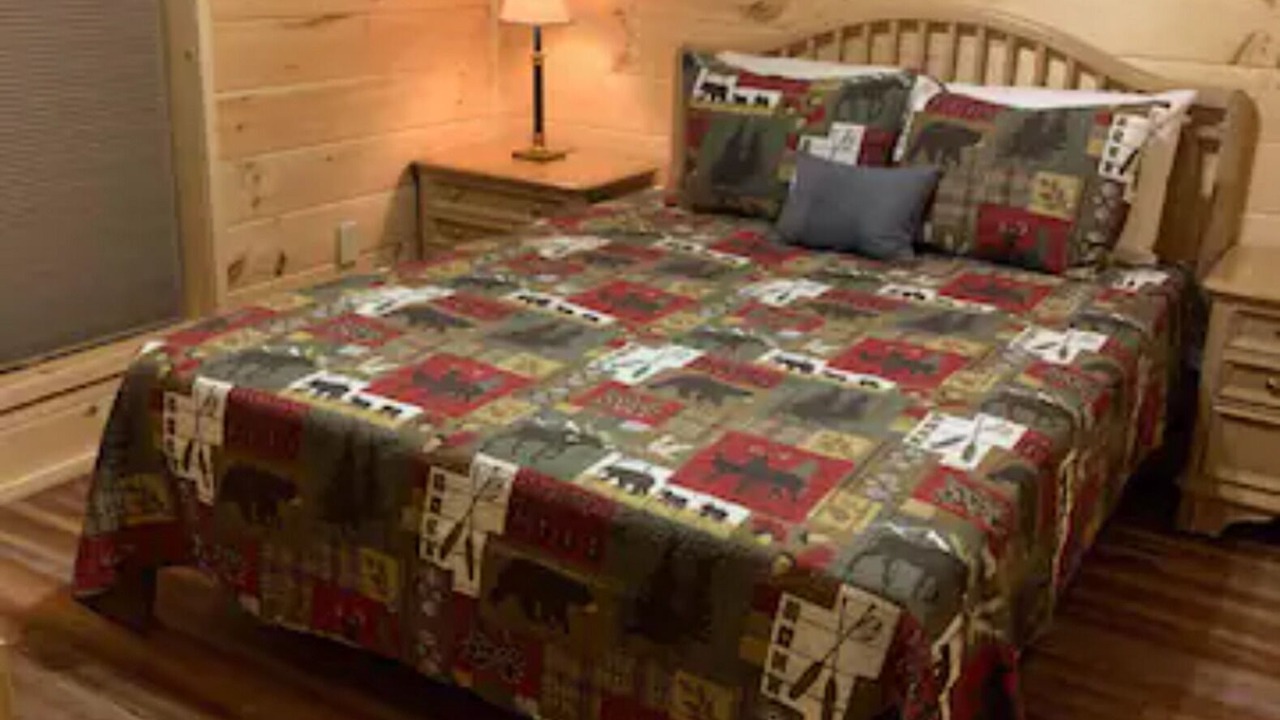 Photo of Bedroom in Newland