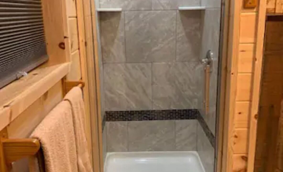 Photo of Bathroom in Newland