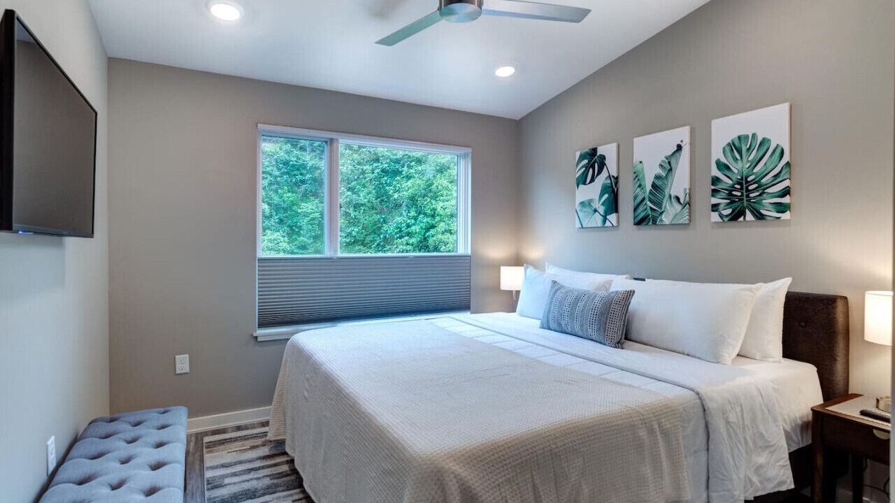 Photo of Bedroom in Asheville