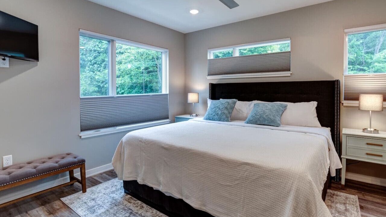 Photo of Bedroom in Asheville
