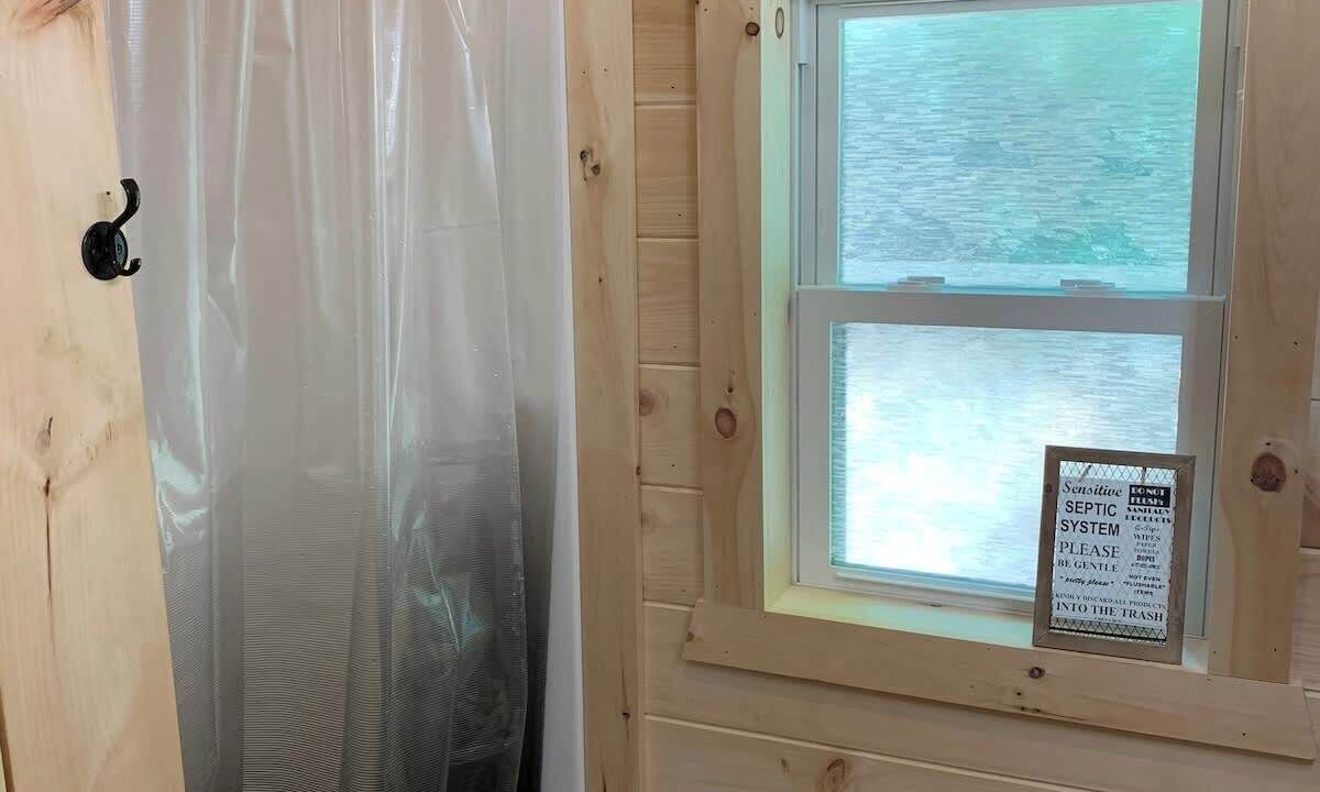 Photo of Bathroom in Primrose