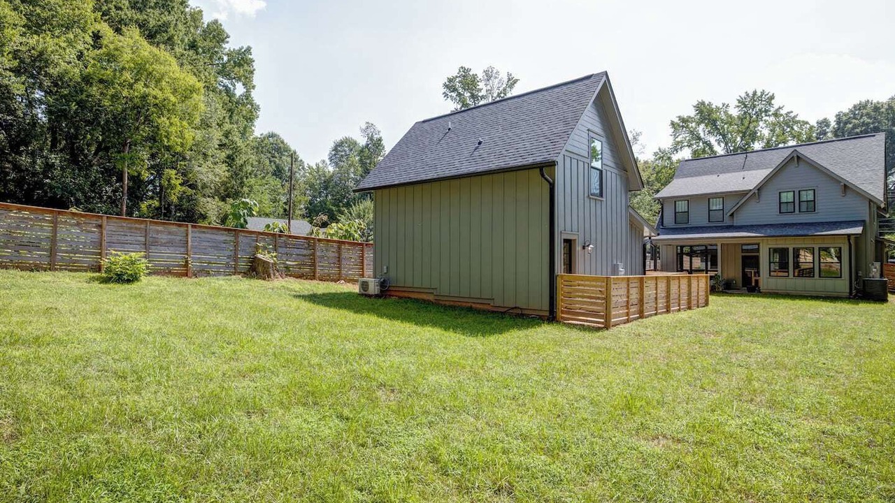 Photo of Outdoor in Villa Heights