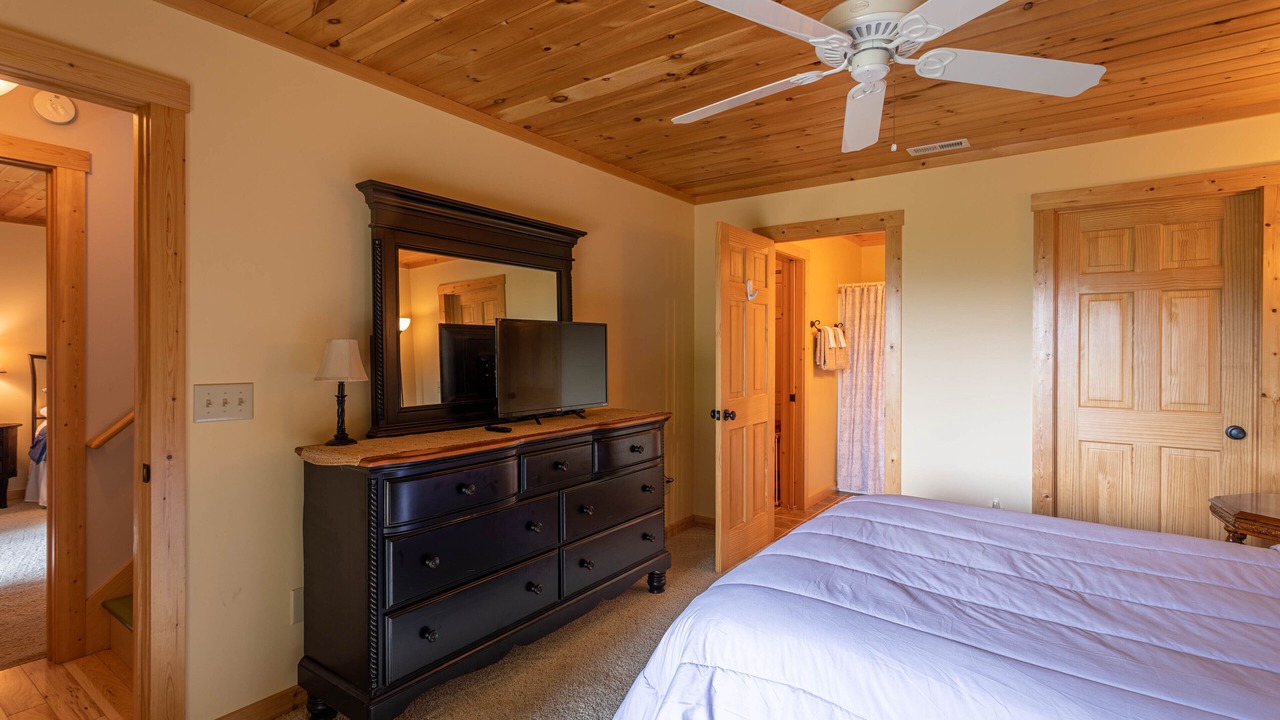 Photo of Bedroom in Todd