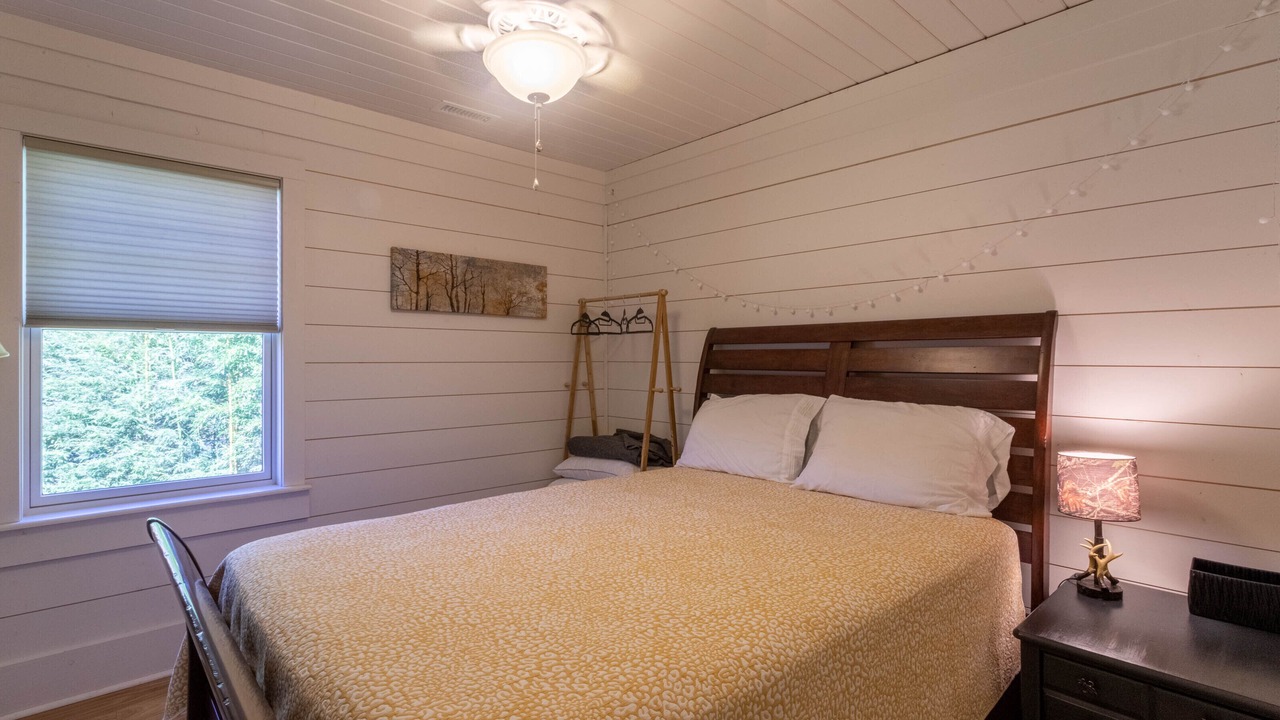 Photo of Bedroom in Banner Elk