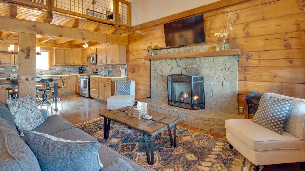 Photo of Livingroom in Winfield Cove
