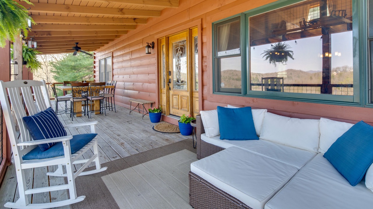 Photo of Outdoor in Winfield Cove
