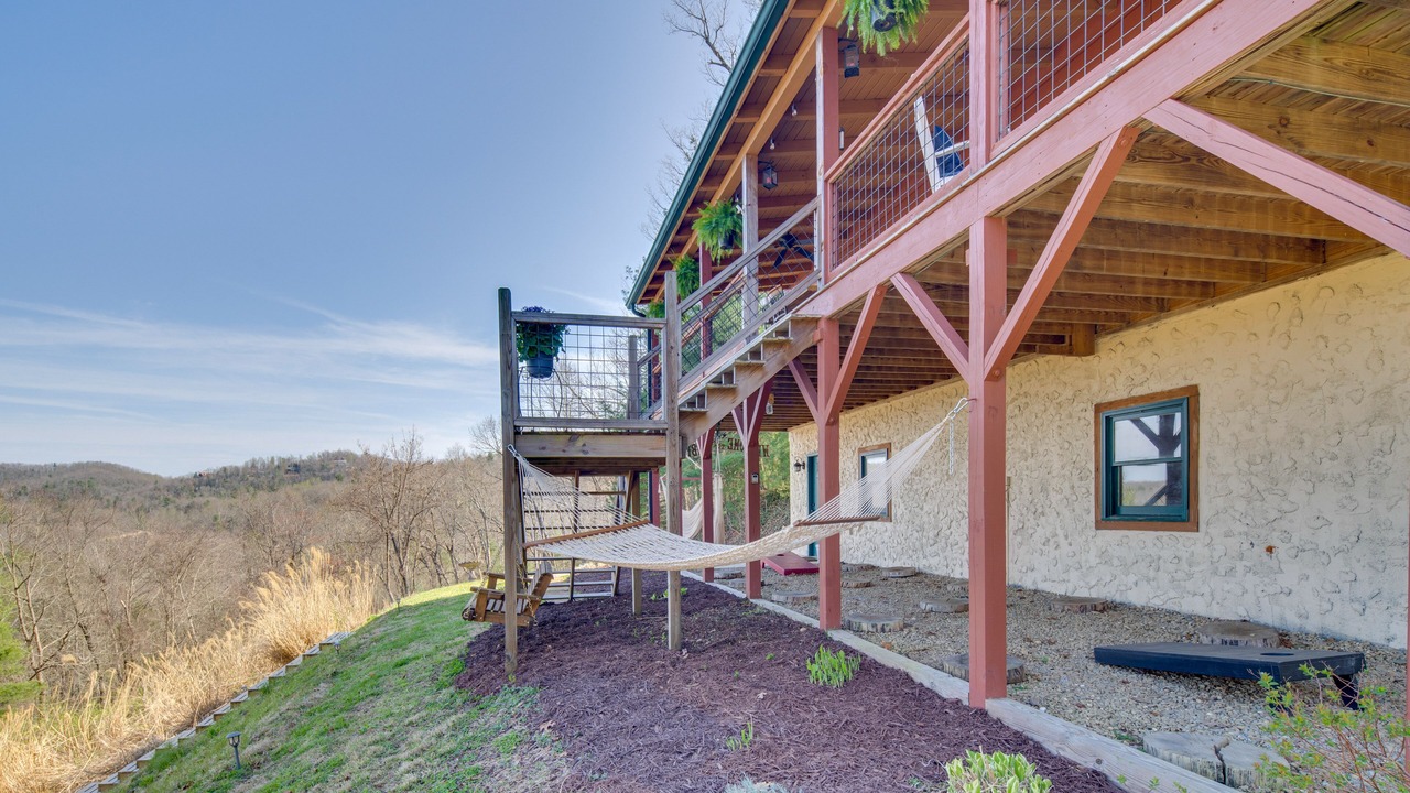 Photo of Outdoor in Winfield Cove