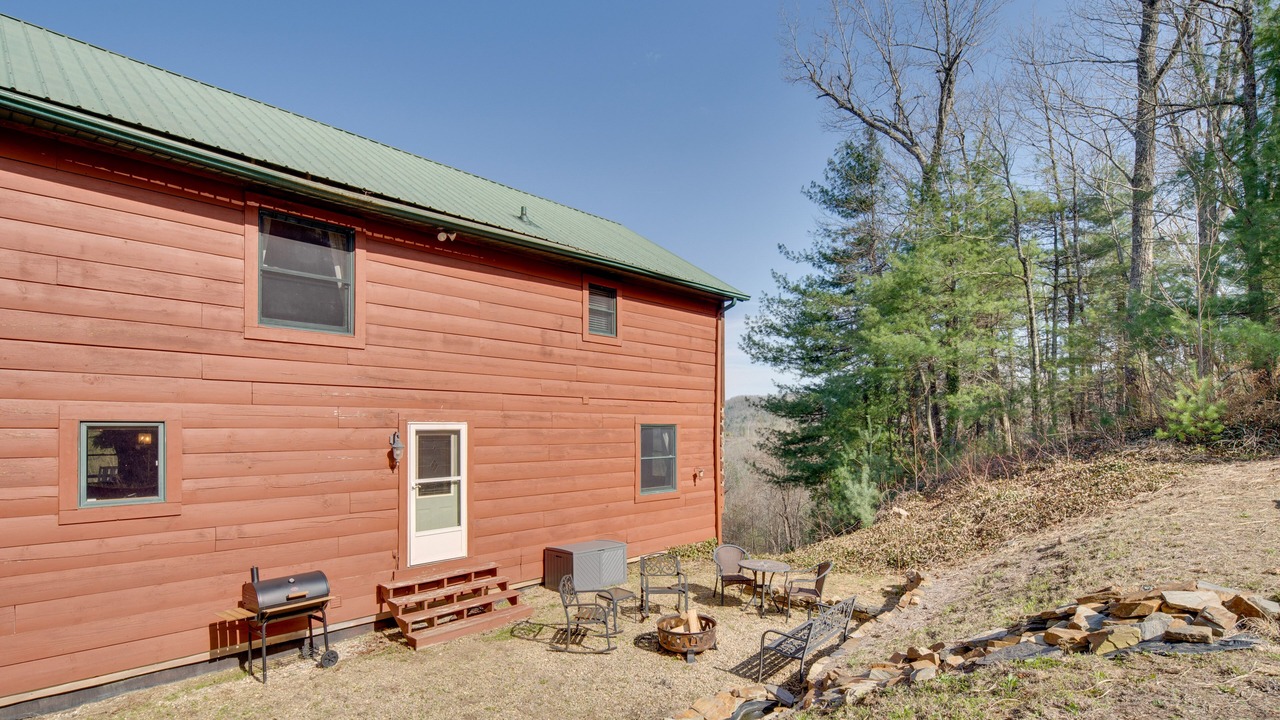 Photo of Outdoor in Winfield Cove